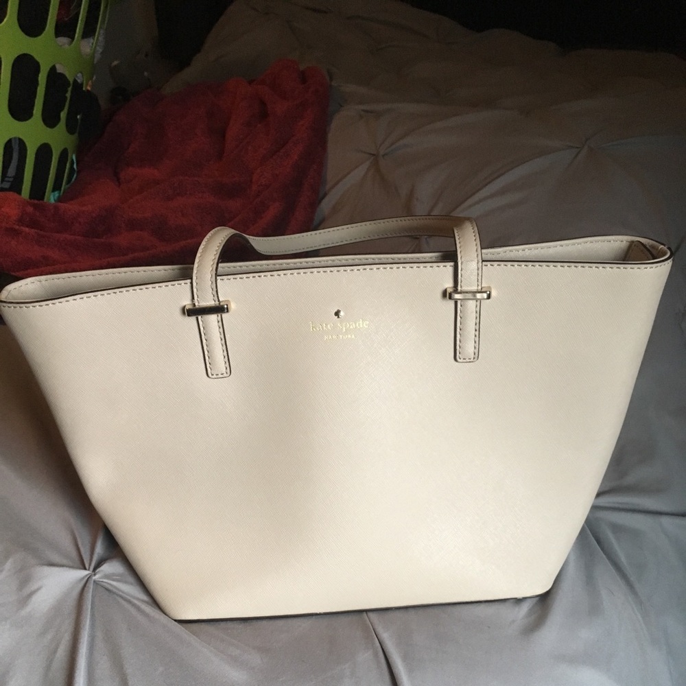 Kate spade purse